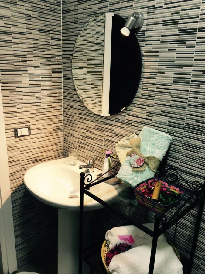 B&B Cara Napoli Bagian luar foto