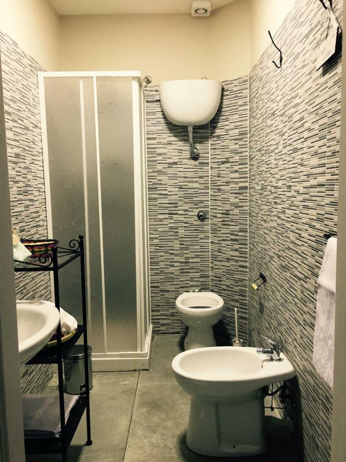 B&B Cara Napoli Bagian luar foto
