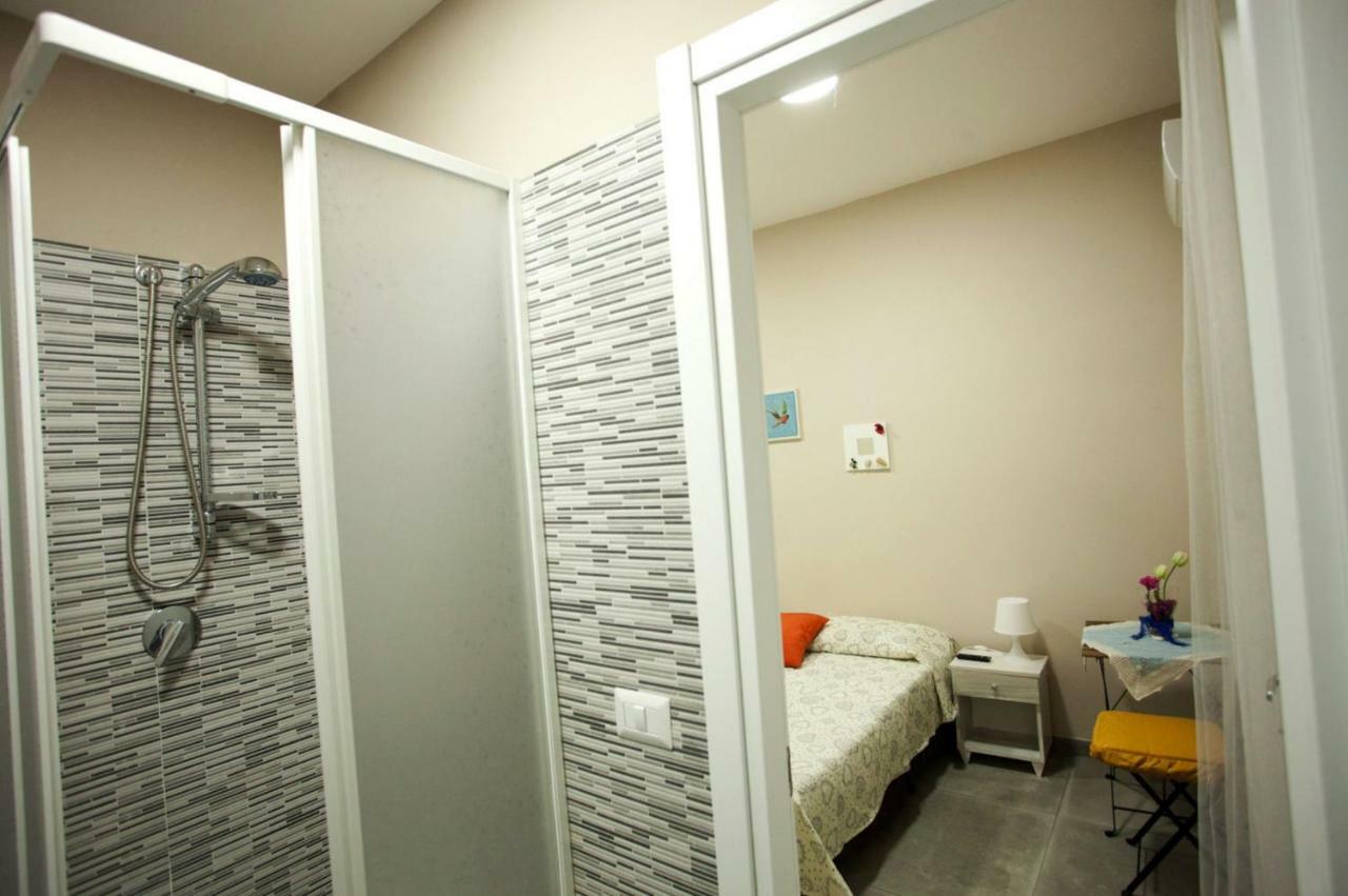 B&B Cara Napoli Bagian luar foto