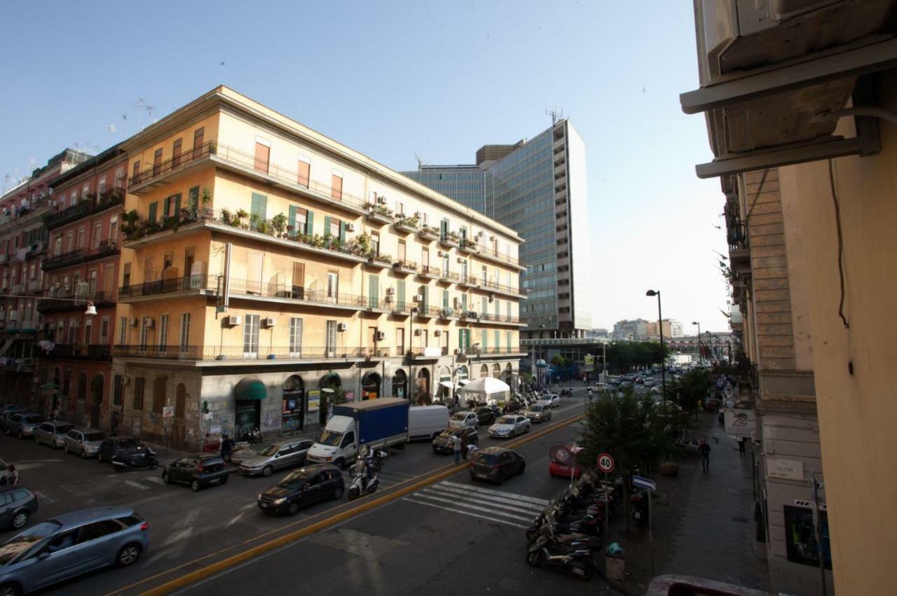 B&B Cara Napoli Bagian luar foto