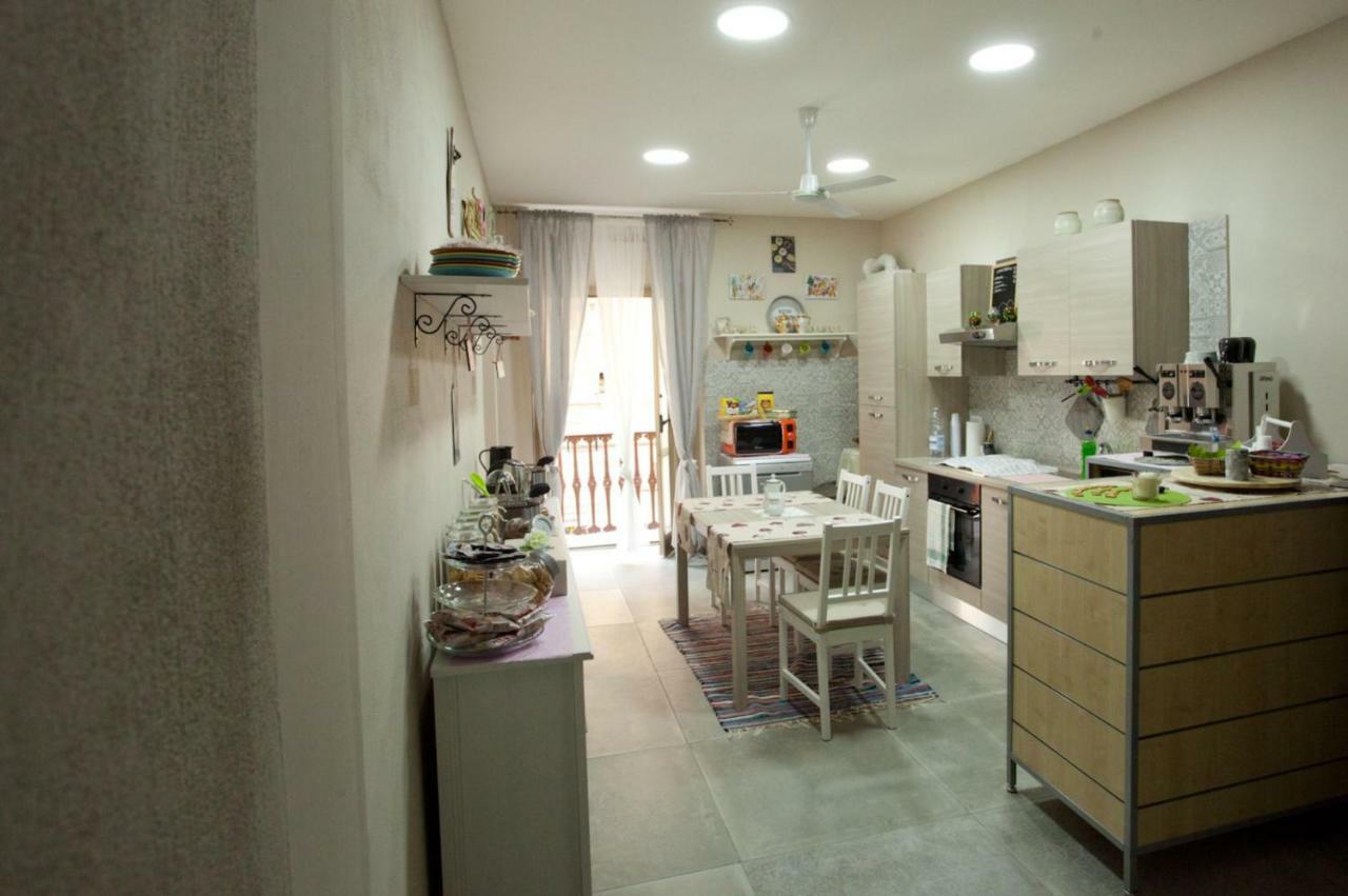 B&B Cara Napoli Bagian luar foto