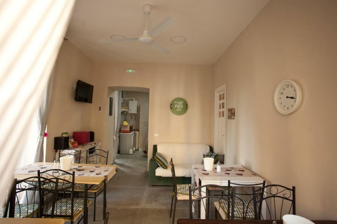 B&B Cara Napoli Bagian luar foto