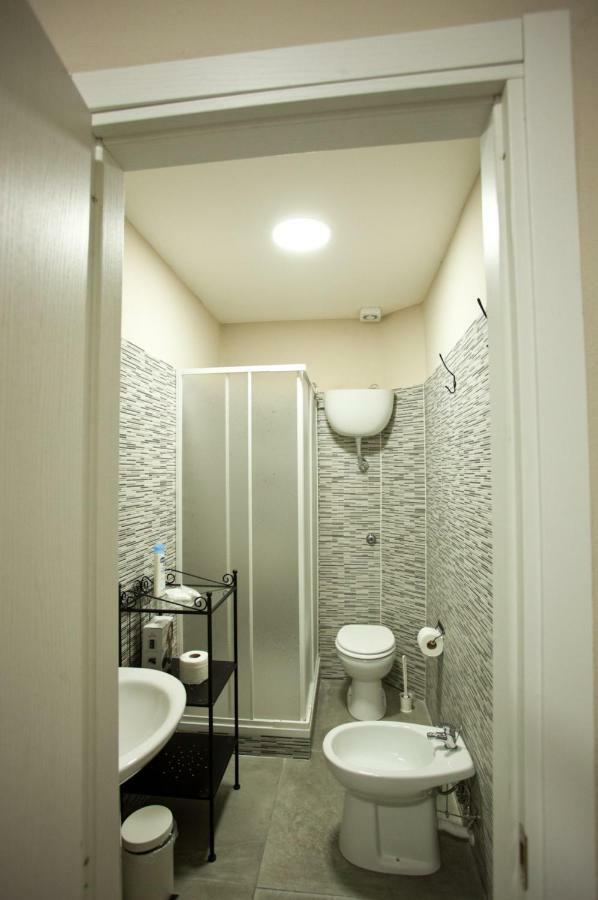 B&B Cara Napoli Bagian luar foto