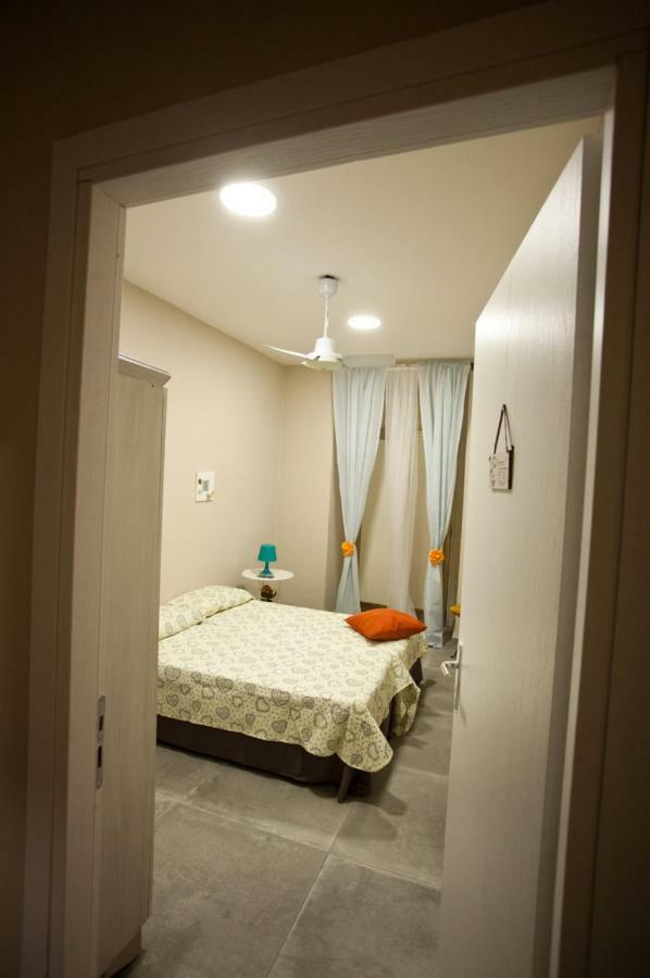 B&B Cara Napoli Bagian luar foto