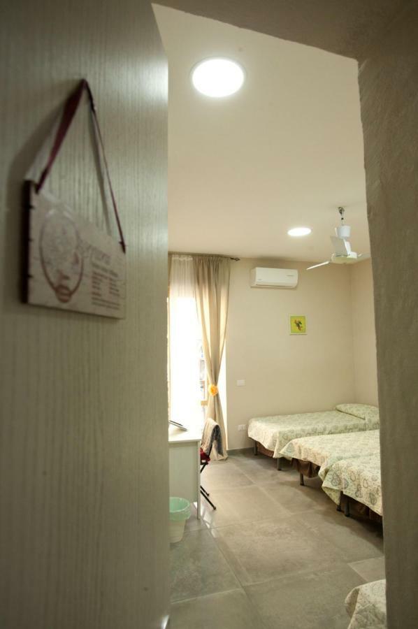 B&B Cara Napoli Bagian luar foto